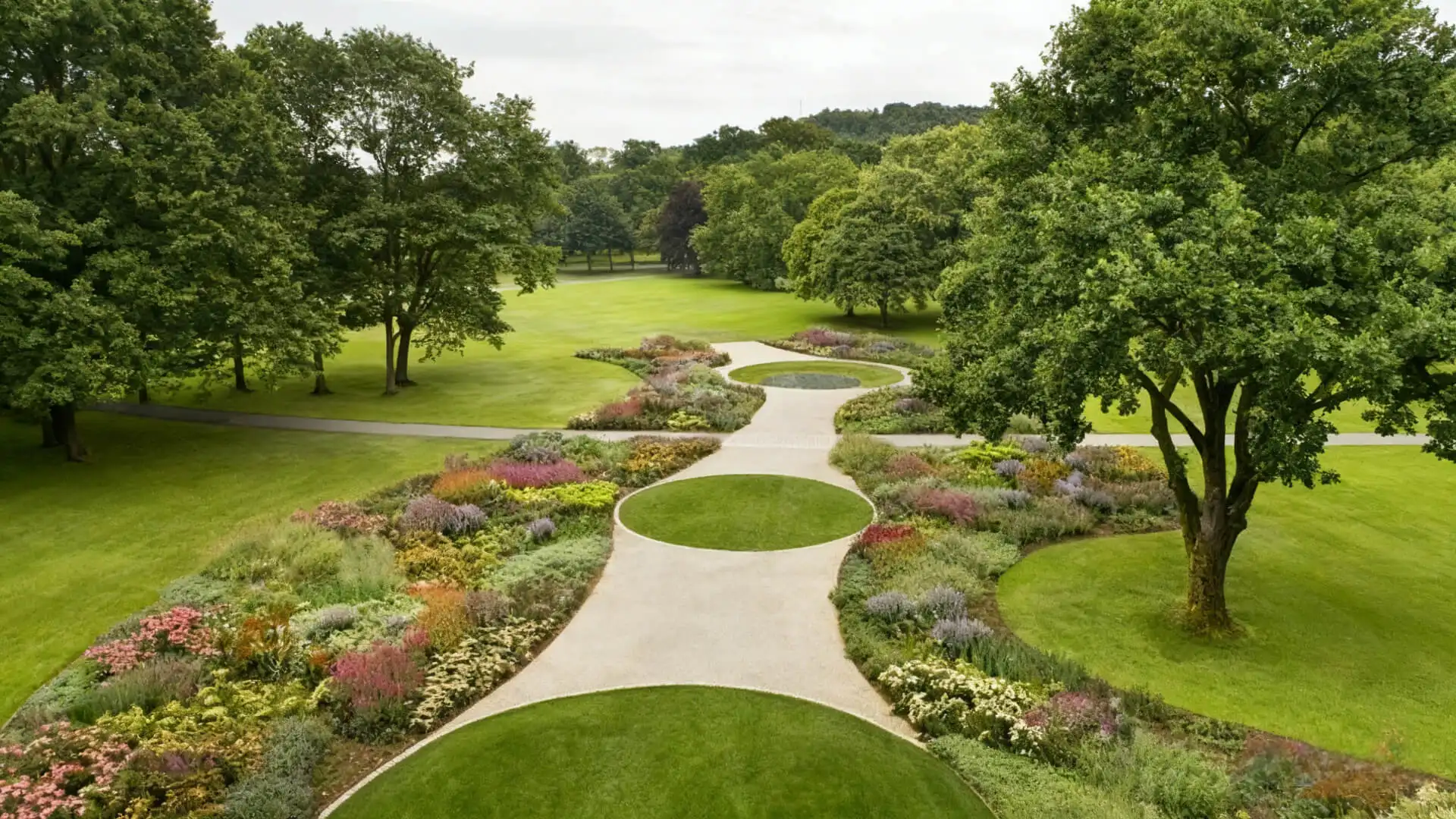 Essential Landscaping Tools for Startups | Scarecrow Garden Supplier