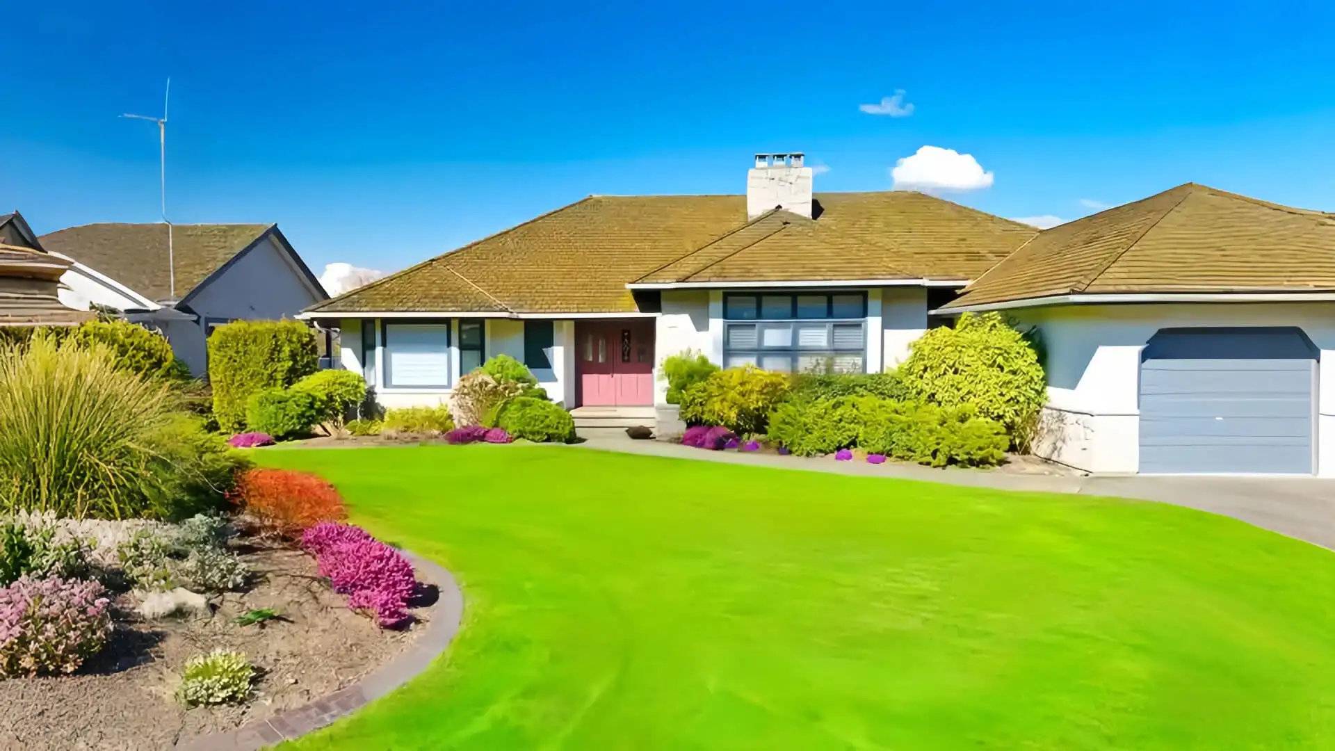 How to Upgrade Landscaping Equipment Cost-Effectively | Scarecrow Garden Supplier