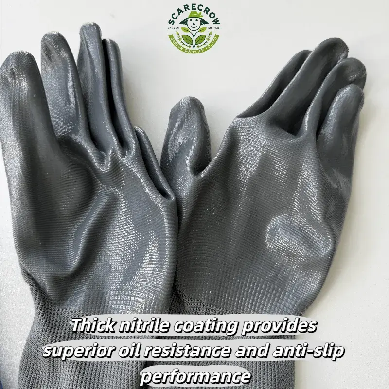 Industrial Nitrile-Coated Work Gloves, 13-Gauge Abrasion-Resistant。Reinforced coating increases abrasion resistance and puncture protection.